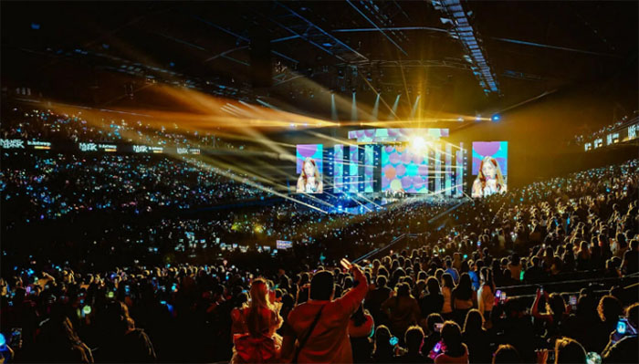 how k pop Idol agencies make money 1