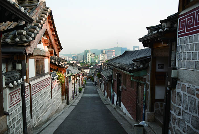 Walk the Scene: Must-Visit K-Drama Filming Locations in Seoul 2 bukchon hanok village seoul