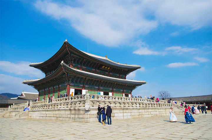 Time Travel Ticket: The Korean Palaces in Seoul You Absolutely Must Visit 1 gyeongbokgung palace in seoul