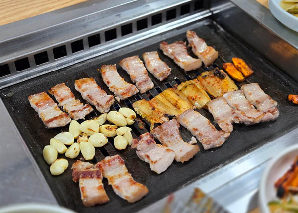 Your Essential Korean Food Recommendation Guide for Beginners 1 k food bbq