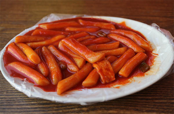 Your Essential Korean Food Recommendation Guide for Beginners 6 k food tteokbokki