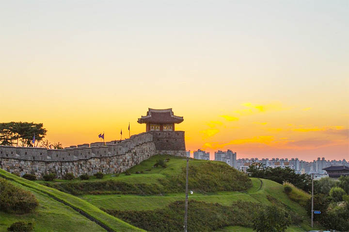 Ancient Wonders: 10 Korean UNESCO Heritage Sites You Absolutely Must See 1 suwon hwaseong
